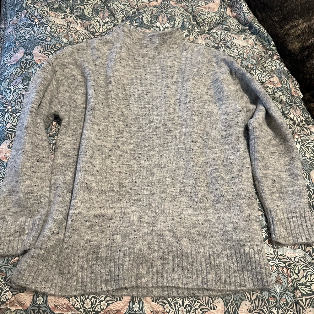 Well Worn Soft Gray Knit Pullover
